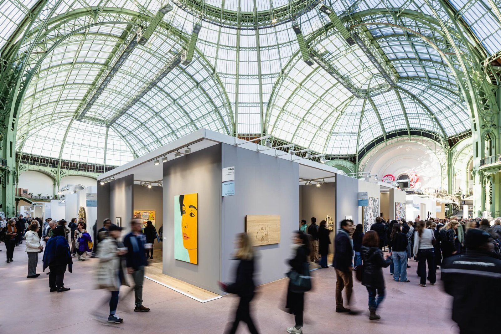 Image default