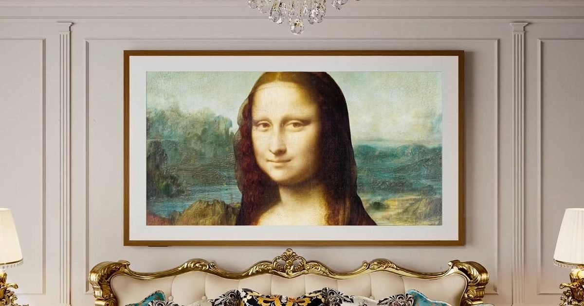 Image default